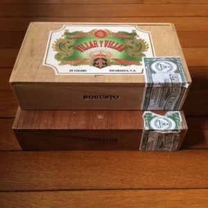 Vintage Wood Cigar Box Set of 2 Collectors Item